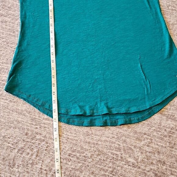 🍍Eddie Bauer- Tank - Picture 3 of 6